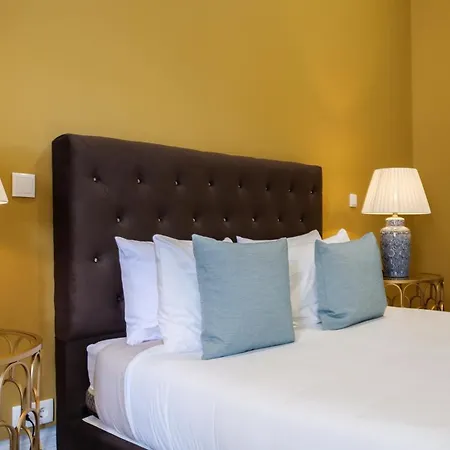 Guest house Charming House - O Mercado 3*