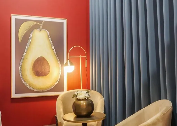 Charming House - O Mercado 3* Ponta Delgada