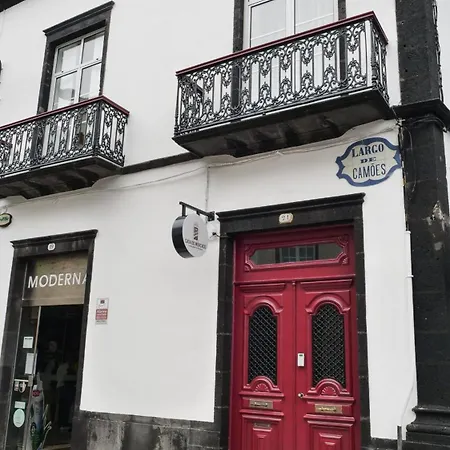 Charming House - O Mercado 3*