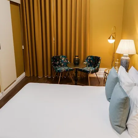 Charming House - O Mercado Πανσιόν Πόντα Ντελγκάντα