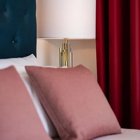 Charming House - O Mercado Πανσιόν