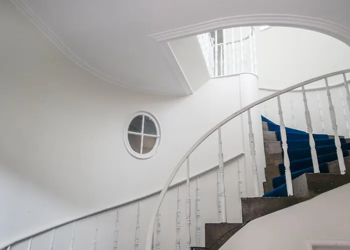 Charming House - O Mercado 招待所